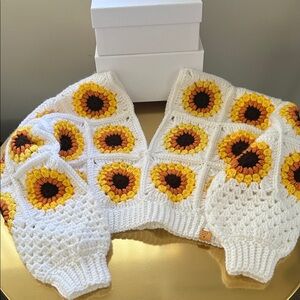 Sunflower Crochet Sweater - White and Yellow